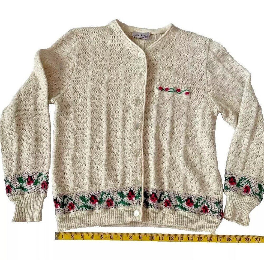 Vintage Leslie Ferrari By Lady Jane Knit Cardigan Sweater With Floral Details Bu